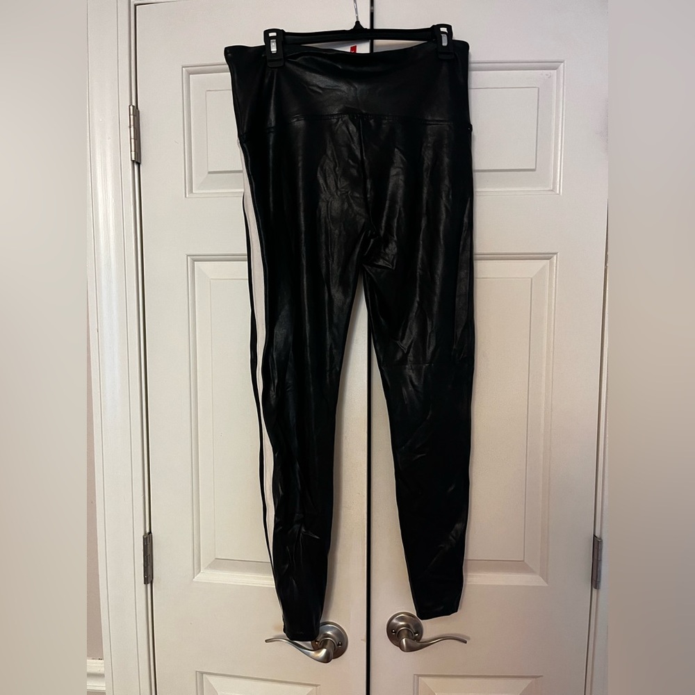 Leather Spanx - 1X white stripe